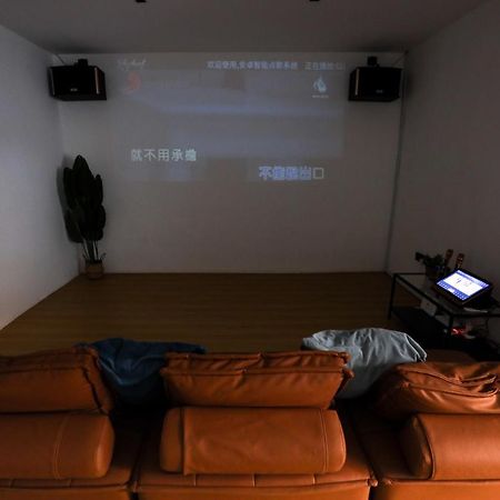 Cozy Homestay With Karaoke System & Pool Table Куала-Лумпур Экстерьер фото